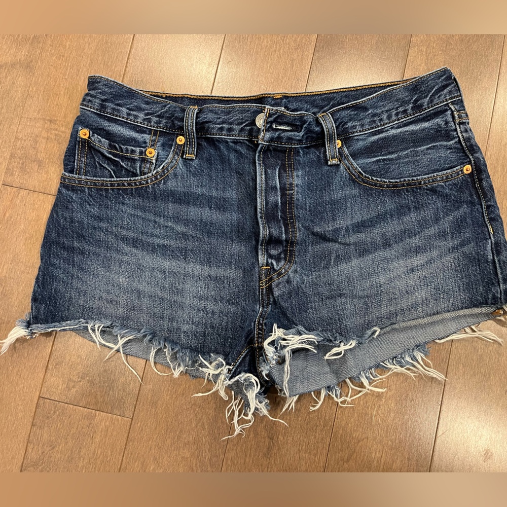 Levi’s Frayed Denim Shorts